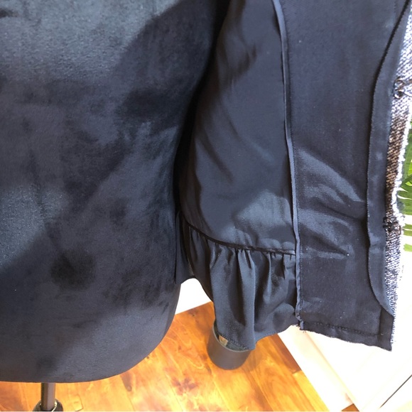 Ann Taylor Virgin Wool Blend Tweed Black White Gray Blazer Jacket w/ Floral 8 - Picture 7 of 11